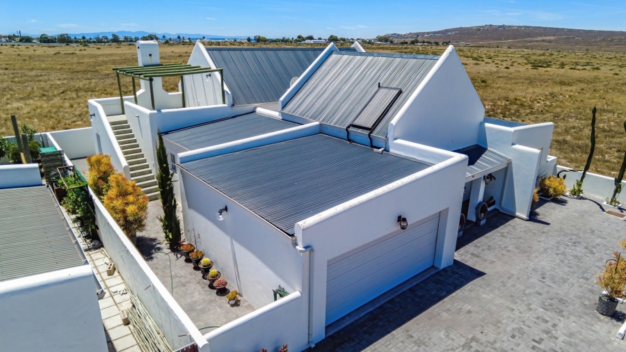3 Bedroom Property for Sale in Lampiesbaai Western Cape